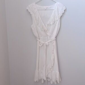 Lauren Conrad White Dress with Tie Belt Size Medium